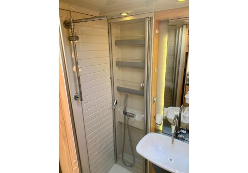 Autocaravana Perfilada BURSTNER Solano T 725 de Ocasión