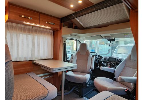 Autocaravana Perfilada WEINSBERG R58 de Ocasión