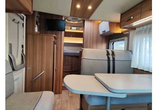 Autocaravana Perfilada WEINSBERG R58 de Ocasión