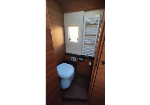 Autocaravana Integral CARTHAGO Chic C-line 6.2 XL QB de Ocasión