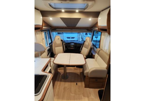 Autocaravana Integral RAPIDO 8086 DF de Ocasión