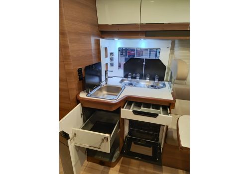 Autocaravana Integral RAPIDO 8086 DF de Ocasión