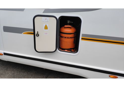 Autocaravana Perfilada BENIMAR MILEO 242 de Ocasión