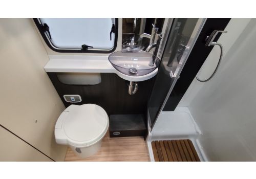 Autocaravana Perfilada BENIMAR MILEO 242 de Ocasión