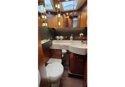 Autocaravana Integral CARTHAGO chic c-line 5.0 L Superior de Ocasión