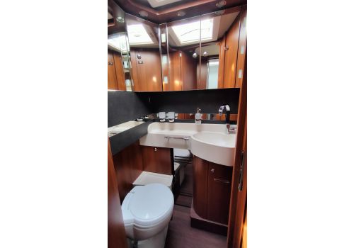 Autocaravana Integral CARTHAGO chic c-line 5.0 L Superior de Ocasión