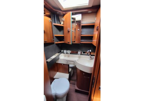 Autocaravana Integral CARTHAGO chic c-line 5.0 L Superior de Ocasión