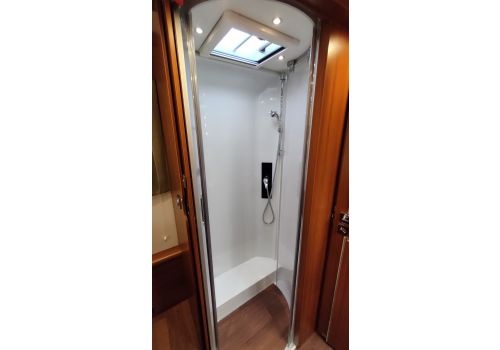Autocaravana Integral CARTHAGO chic c-line 5.0 L Superior de Ocasión