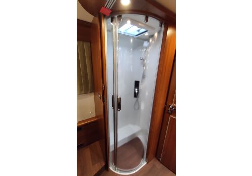 Autocaravana Integral CARTHAGO chic c-line 5.0 L Superior de Ocasión