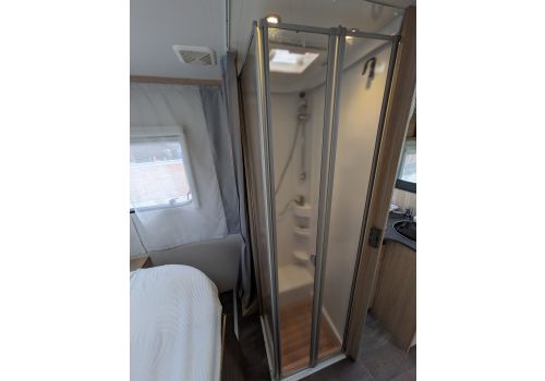 Autocaravana Perfilada SUNLIGHT T69L de Ocasión