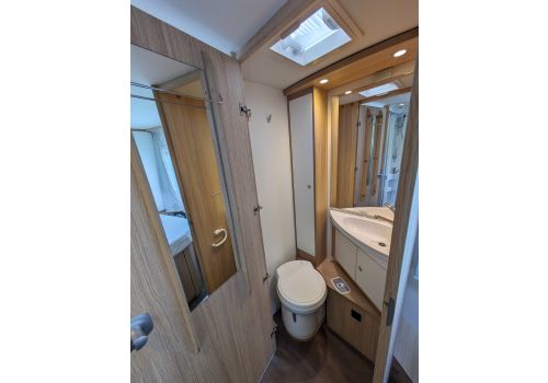 Autocaravana Perfilada SUNLIGHT T69L de Ocasión
