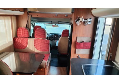 Autocaravana Capuchina ADRIA Sport A 660DP de Ocasión
