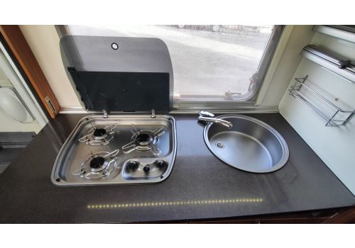 Autocaravana Capuchina ADRIA Sport A 660DP de Ocasión
