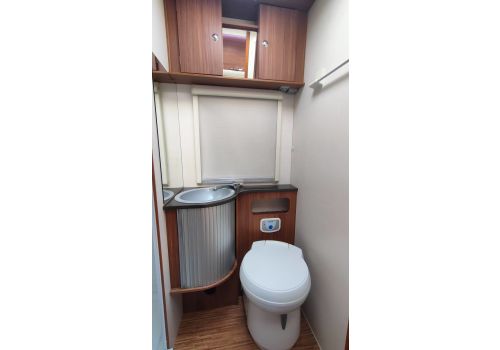 Autocaravana Capuchina ADRIA Sport A 660DP de Ocasión