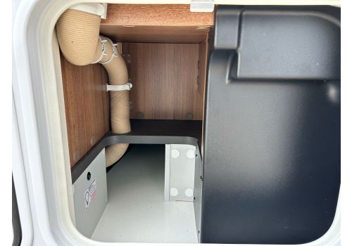 Autocaravana Integral CARTHAGO C2 Tourer I 145 RB LE en Alquiler