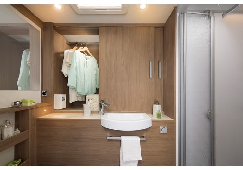Autocaravana Perfilada DETHLEFFS 4-travel T 6966-4 modelo 2017 de Ocasión