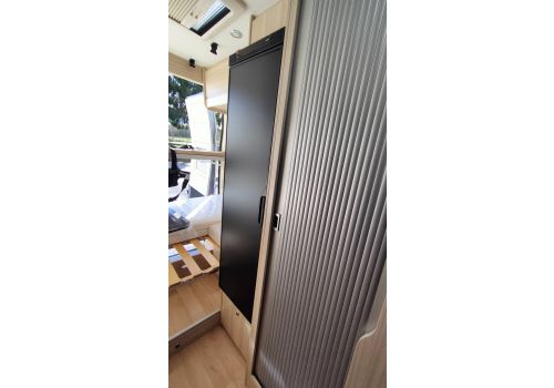 Furgoneta Cámper DREAMER Camper Five Fun Nueva en Venta