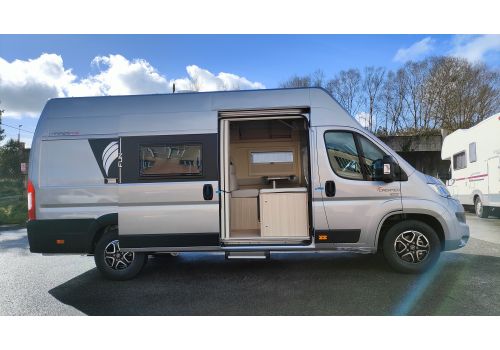 Furgoneta Cámper DREAMER Camper Five Fun Nueva en Venta