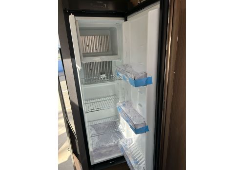 Autocaravana Perfilada CARTHAGO C-tourer T 145 LE RB de Ocasión