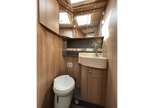 Autocaravana Perfilada CARTHAGO C-tourer T 145 LE RB de Ocasión