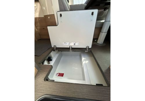 Autocaravana Perfilada CARTHAGO C-tourer T 145 LE RB de Ocasión