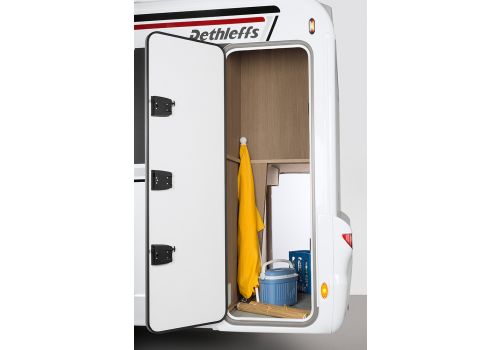 Autocaravana Perfilada DETHLEFFS 4 travel T 7116-4 modelo 2017 de Ocasión