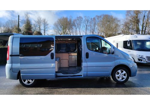 Furgoneta Van RENAULT Trafic de Ocasión