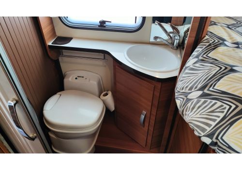 Autocaravana Perfilada ELNAGH Baron 73 de Ocasión