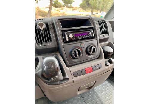 Autocaravana Integral BURSTNER Aviano I 684 de Ocasión