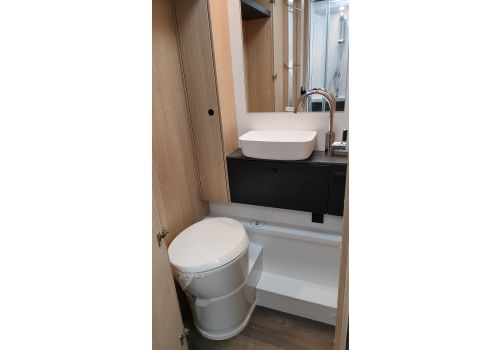 Autocaravana Integral SUNLIGHT I69L automática de Ocasión