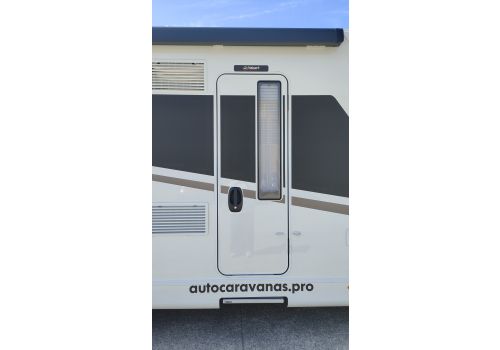 Autocaravana Perfilada SUNLIGHT T68 Cambio automático de Ocasión