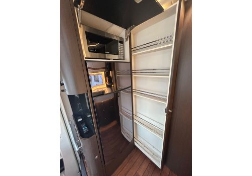 Autocaravana Integral CONCORDE Charisma 920 G de Ocasión