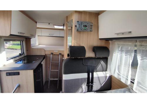 Autocaravana Perfilada SUNLIGHT V60 de Ocasión