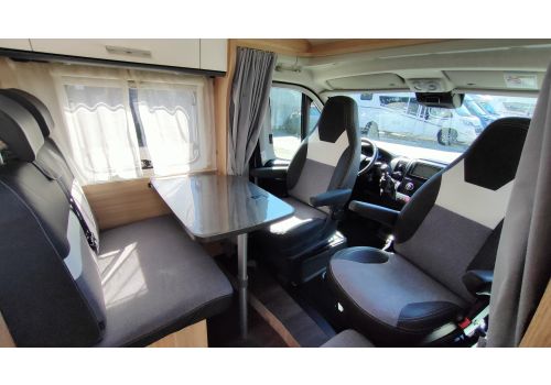 Autocaravana Perfilada SUNLIGHT V60 de Ocasión