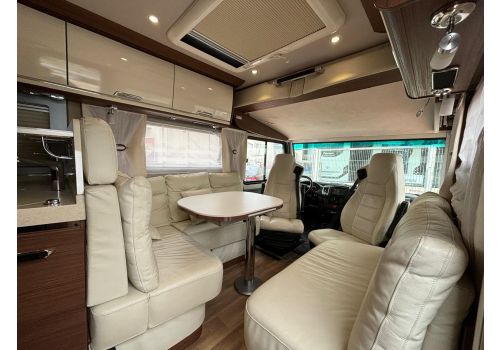 Autocaravana Integral NIESMANN BISCHOFF Arto 88 LE de Ocasión
