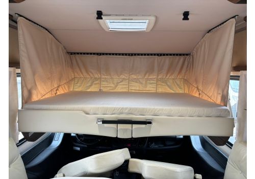 Autocaravana Integral NIESMANN BISCHOFF Arto 88 LE de Ocasión