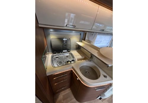 Autocaravana Integral NIESMANN BISCHOFF Arto 88 LE de Ocasión
