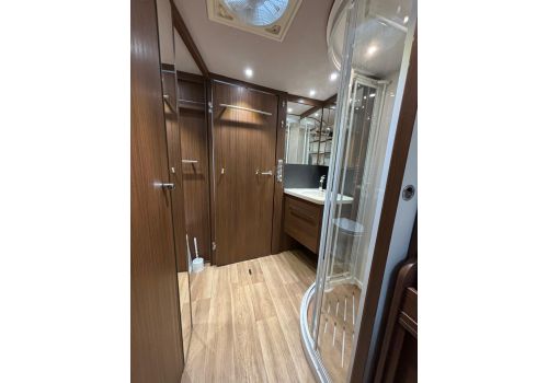 Autocaravana Integral NIESMANN BISCHOFF Arto 88 LE de Ocasión