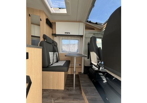Autocaravana Perfilada SUNLIGHT V69 en Alquiler