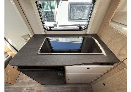 Autocaravana Perfilada SUNLIGHT V60 Modelo 2024 Nueva en Venta