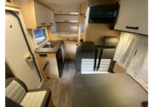 Autocaravana Perfilada SUNLIGHT V60 de Ocasión