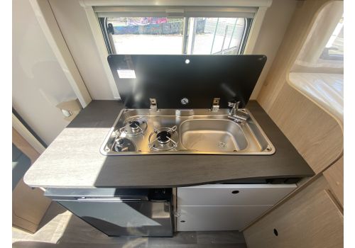 Autocaravana Perfilada SUNLIGHT V60 de Ocasión