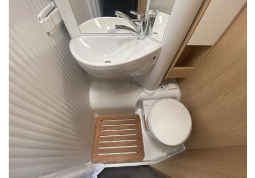 Autocaravana Perfilada SUNLIGHT V60 de Ocasión