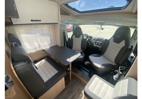 Autocaravana Perfilada SUNLIGHT V60 de Ocasión