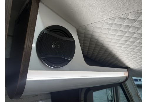 Autocaravana Integral MOBILVETTA Desing 8 K Yacht Tekno de Ocasión