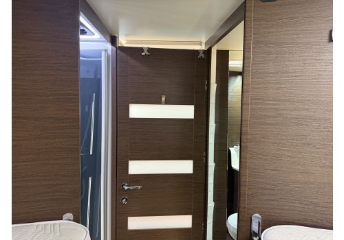 Autocaravana Integral MOBILVETTA Desing 8 K Yacht Tekno de Ocasión