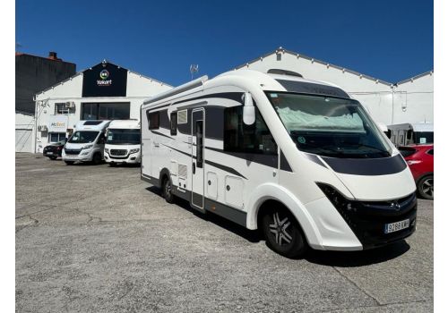 Autocaravana Integral MOBILVETTA Desing 8 K Yacht Tekno de Ocasión