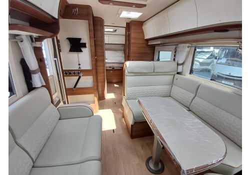 Autocaravana Integral RAPIDO i 190 Distinction de Ocasión