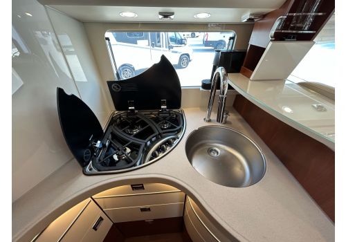 Autocaravana Integral CARTHAGO Chic c-line I 5.0 QB L Superior de Ocasión