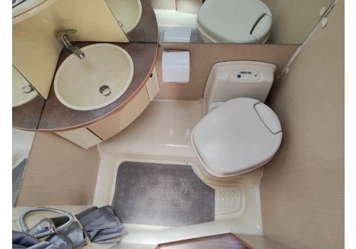 Autocaravana Perfilada CHALLENGER Genesis 40 de Ocasión